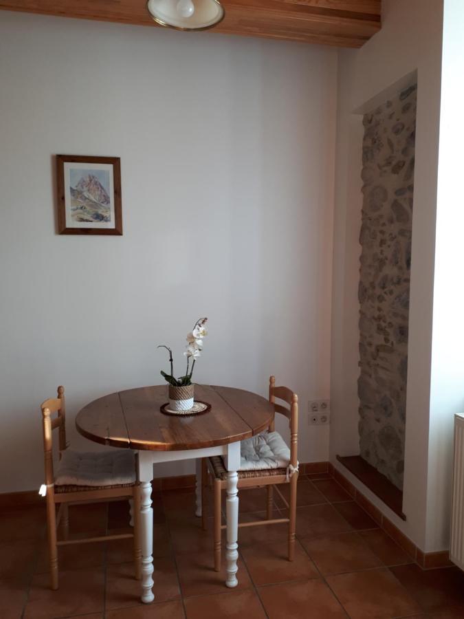 Pouzac Bel Appartement Renove Dans Maison Bigourdane מראה חיצוני תמונה